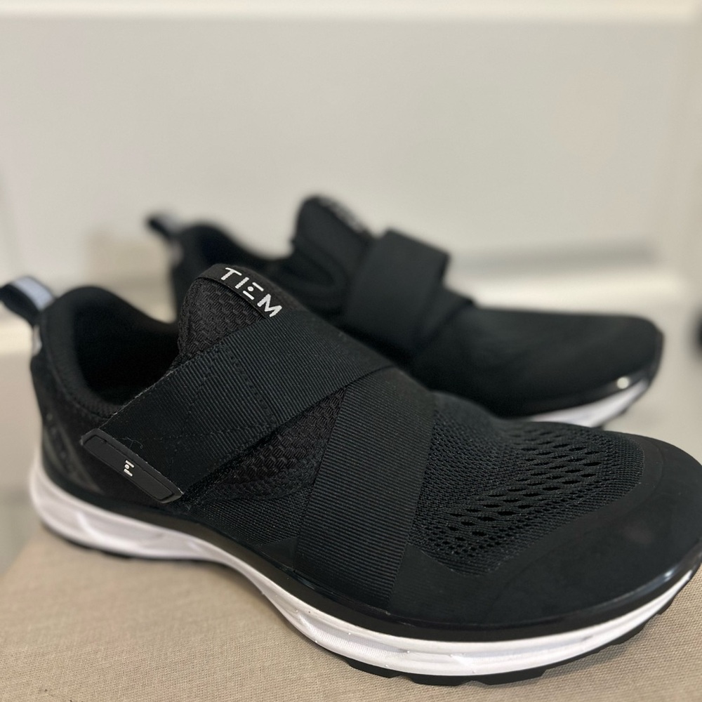 TIEM Spin Shoes size 8